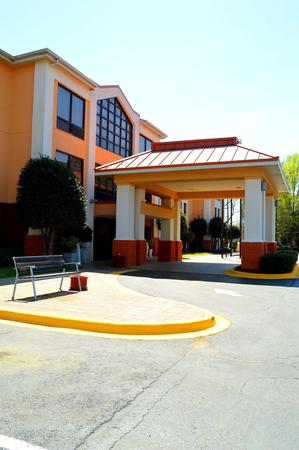 Images Holiday Inn Express & Suites Lexington-Hwy 378, an IHG Hotel