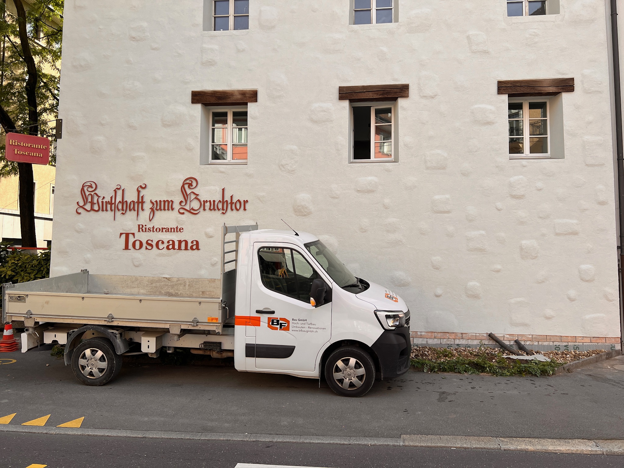 B F Bau GmbH, Horwerstrasse 79 in Kriens