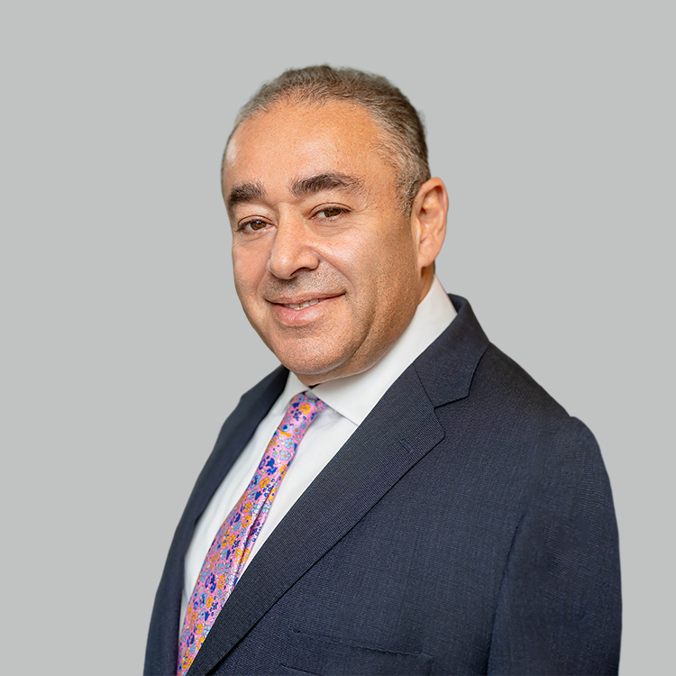 Headshot of Steve F. Roitman, a wealth advisor at Chase