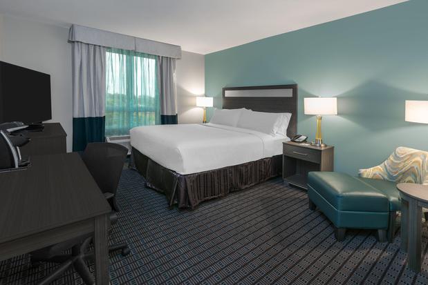 Images Holiday Inn Beaumont East-Medical Ctr Area, an IHG Hotel