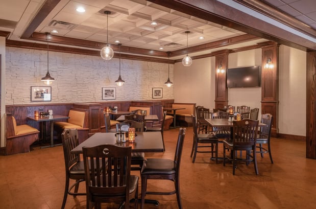 Images Holiday Inn National Airport/Crystal City by IHG