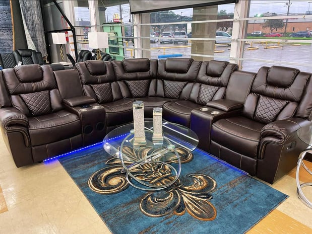 Images Bayou Furniture