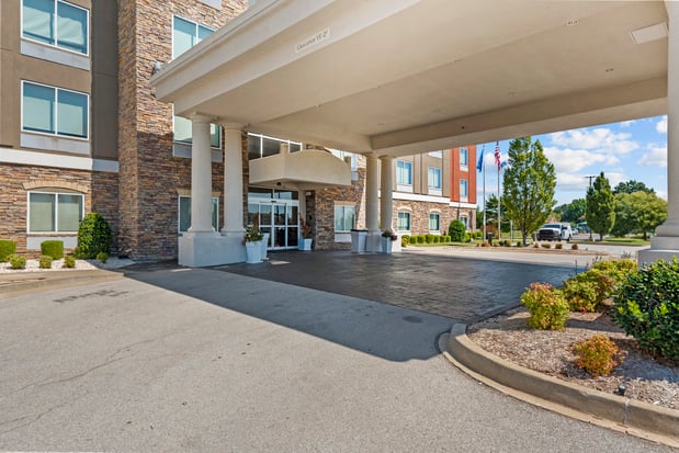 Images Holiday Inn Express & Suites Tulsa South Bixby by IHG