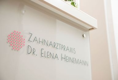 Dr. med. dent. Elena Heinemann, Spitalerstr. 16 in Hamburg