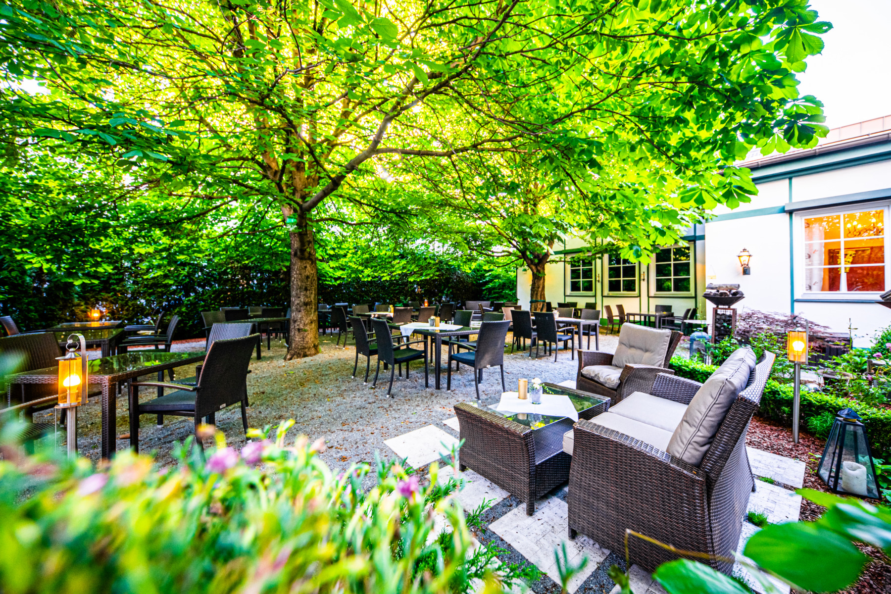 Hotel - Restaurant - Café - Catering HUBERTUSHOF, Bahnhofstraße 81 in Zeltweg