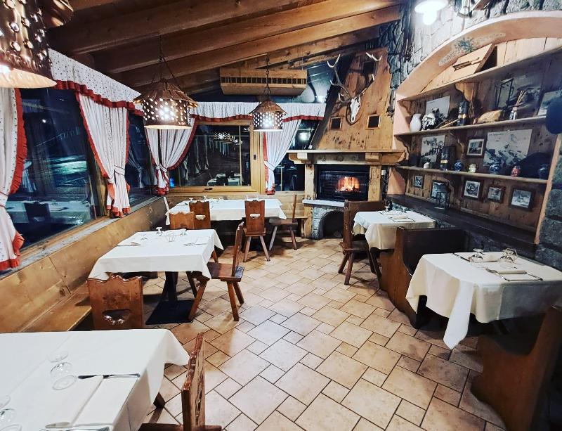 Images Ristorante - Pizzeria  La Vecchia Lanterna di Temù