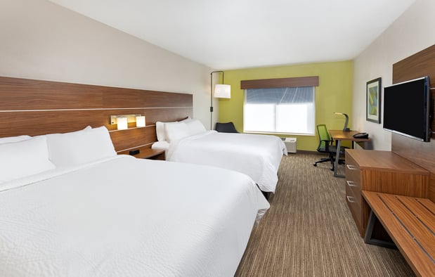 Images Holiday Inn Express & Suites Birmingham - Inverness 280 by IHG