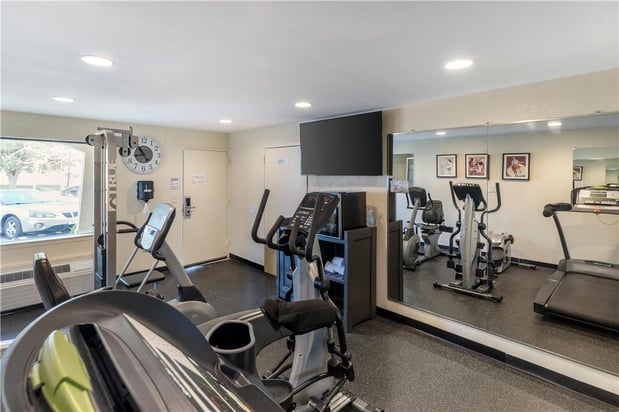 Images SureStay by Best Western East Brunswick