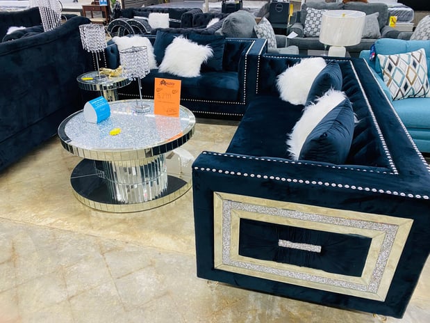 Images Raleigh Outlet - Furniture Store