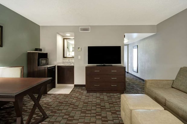 Images Embassy Suites by Hilton Jacksonville Baymeadows