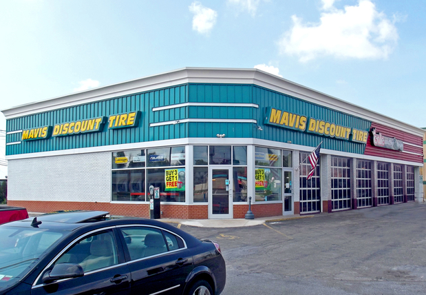 Images Mavis Discount Tire