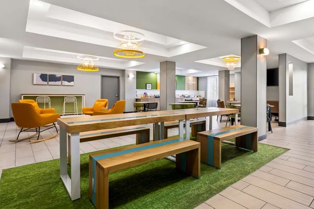 Images Spark by Hilton Catoosa Tulsa