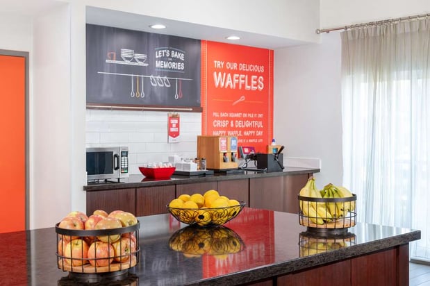 Images Hampton Inn & Suites Sacramento-Cal Expo