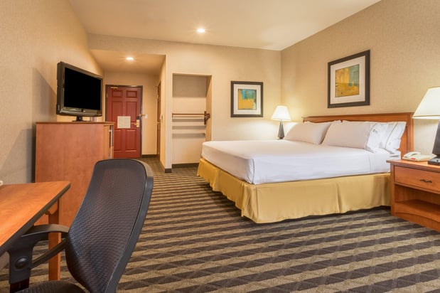 Images Holiday Inn Express & Suites Manteca City Center by IHG