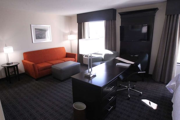 Images Hampton Inn & Suites Seneca-Clemson Area