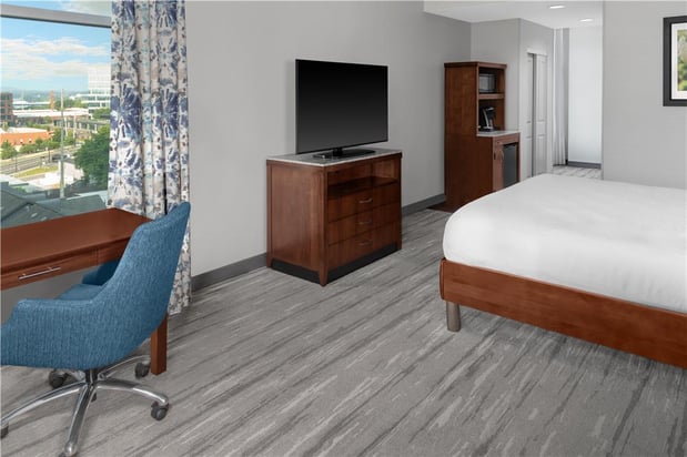 Images Hilton Garden Inn Nashville Downtown/Convention Center