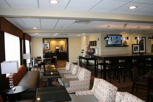 Images Hampton Inn Uniontown
