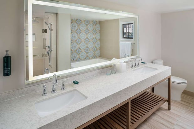 Images Hilton Santa Barbara Beachfront Resort