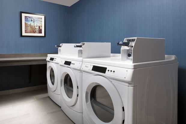 Images Hampton Inn Wilmington Downtown