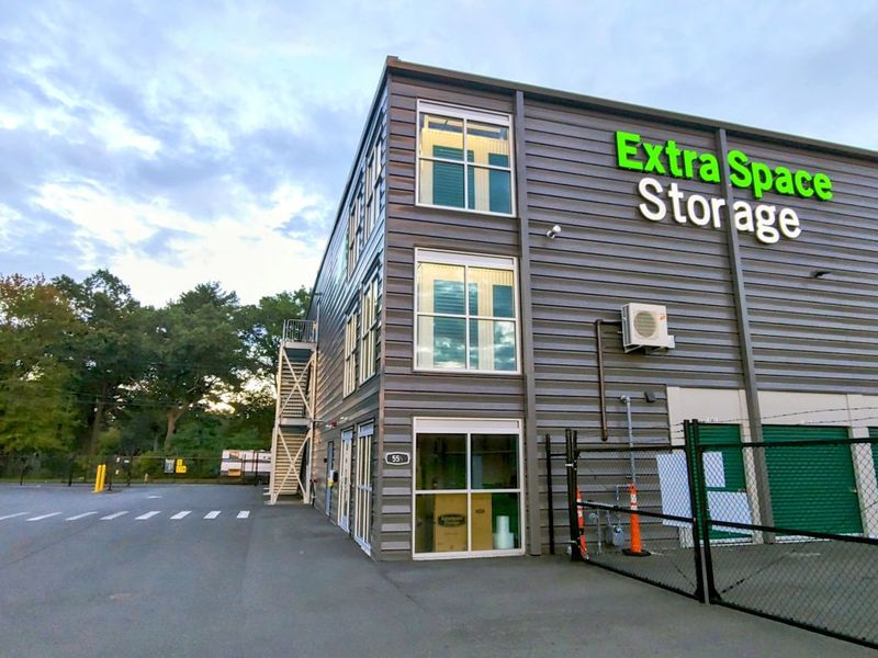 Images Extra Space Storage