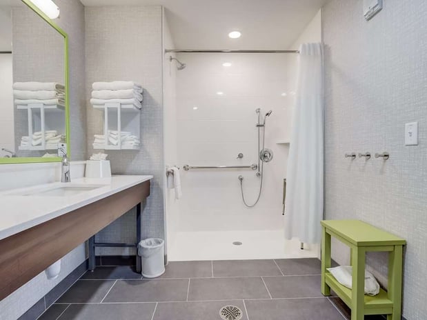 Images Hampton Inn and Suites by Hilton Cincinnati Midtown Rookwood