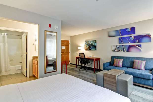 Images Homewood Suites by Hilton Stratford