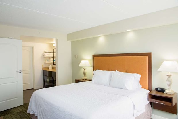 Images Hampton Inn & Suites Albany-Downtown