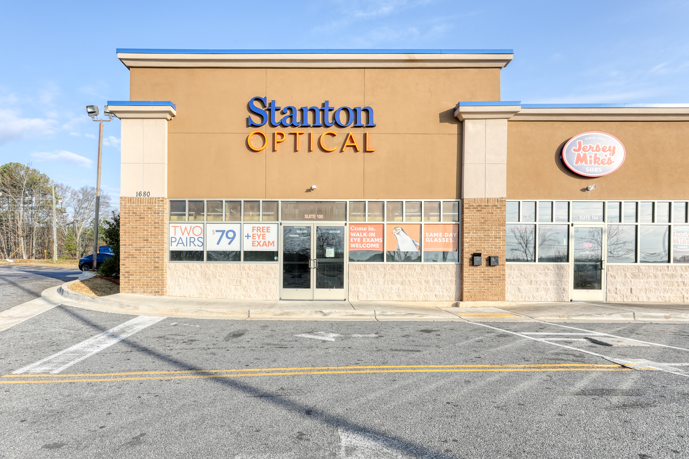 Storefront at Stanton Optical store in Austell, GA 30106