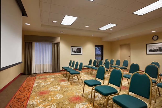Images Hampton Inn & Suites Hartford/East Hartford