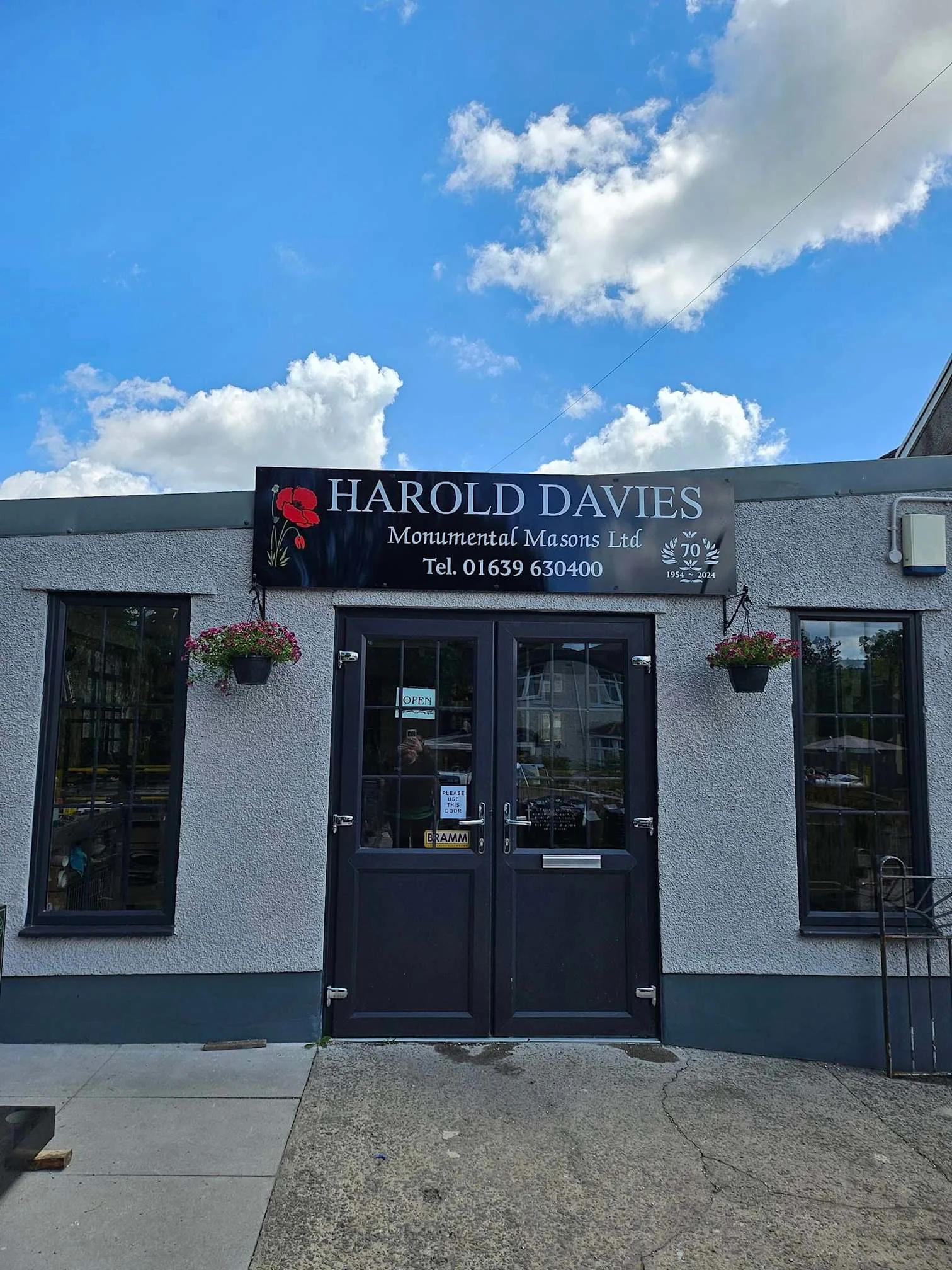 Images Harold Davies Monumental Masons Ltd