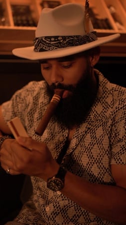 Images Cigar Club Miami