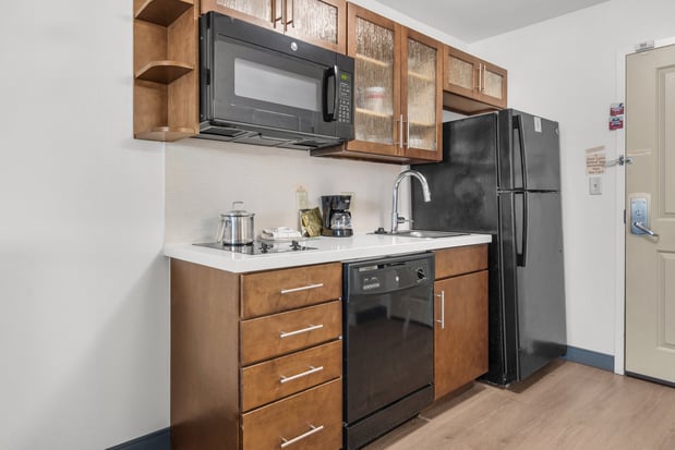 Images Candlewood Suites Pensacola - University Area by IHG