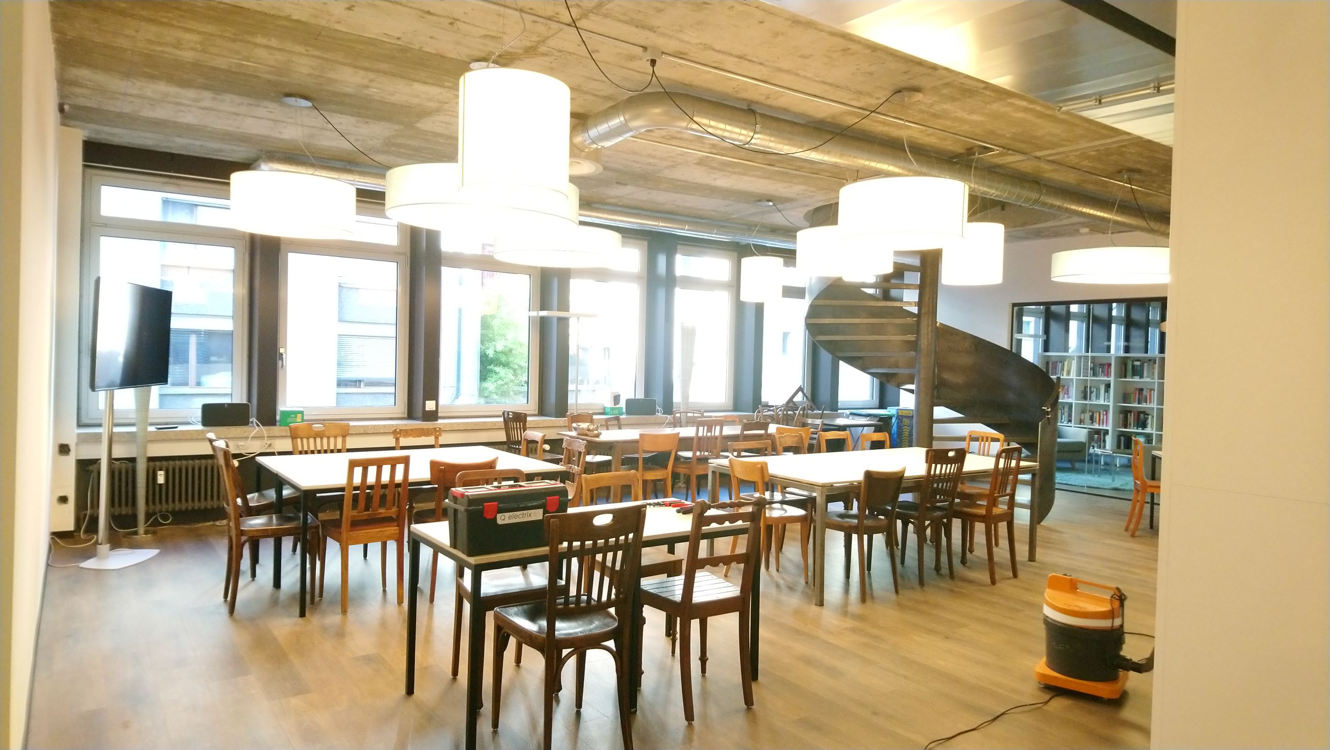 Q-electrix GmbH, Zelgwiesenstrasse 15 in Zürich