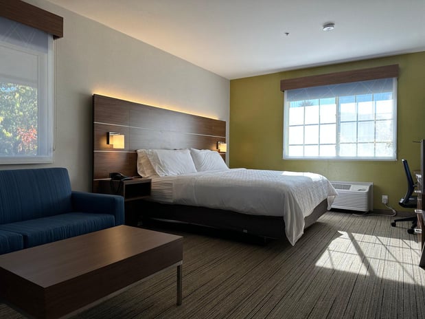 Images Holiday Inn Express & Suites Mountain View Silicon Valley by IHG