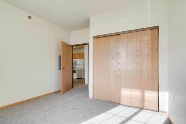 Images Lakestone Apartments