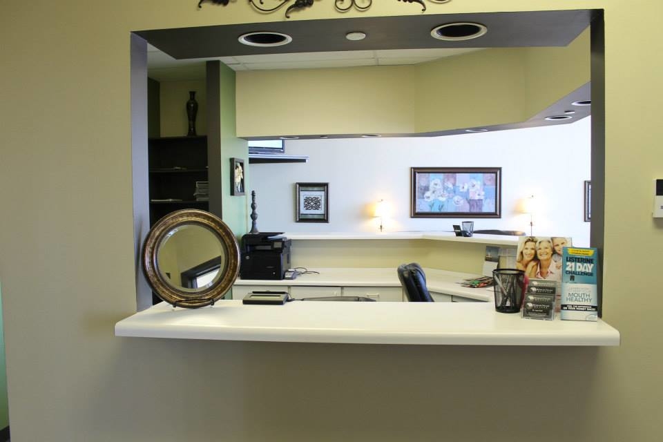 The check out desk of our office. Rivergate Village Dental Madison (615)865-6000