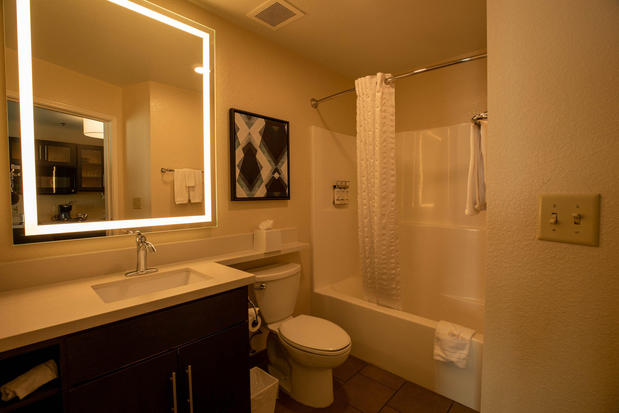 Images Candlewood Suites St. Joseph by IHG