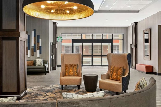 Images Hampton Inn & Suites Kansas City Downtown Crossroads