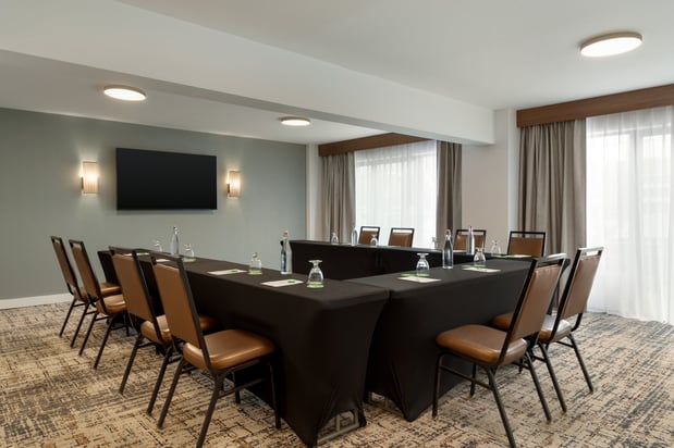 Images Holiday Inn Virginia Beach - Norfolk by IHG