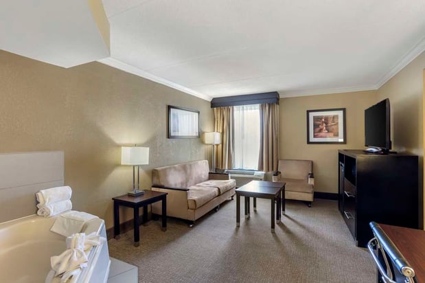 Images Best Western Harrisburg North