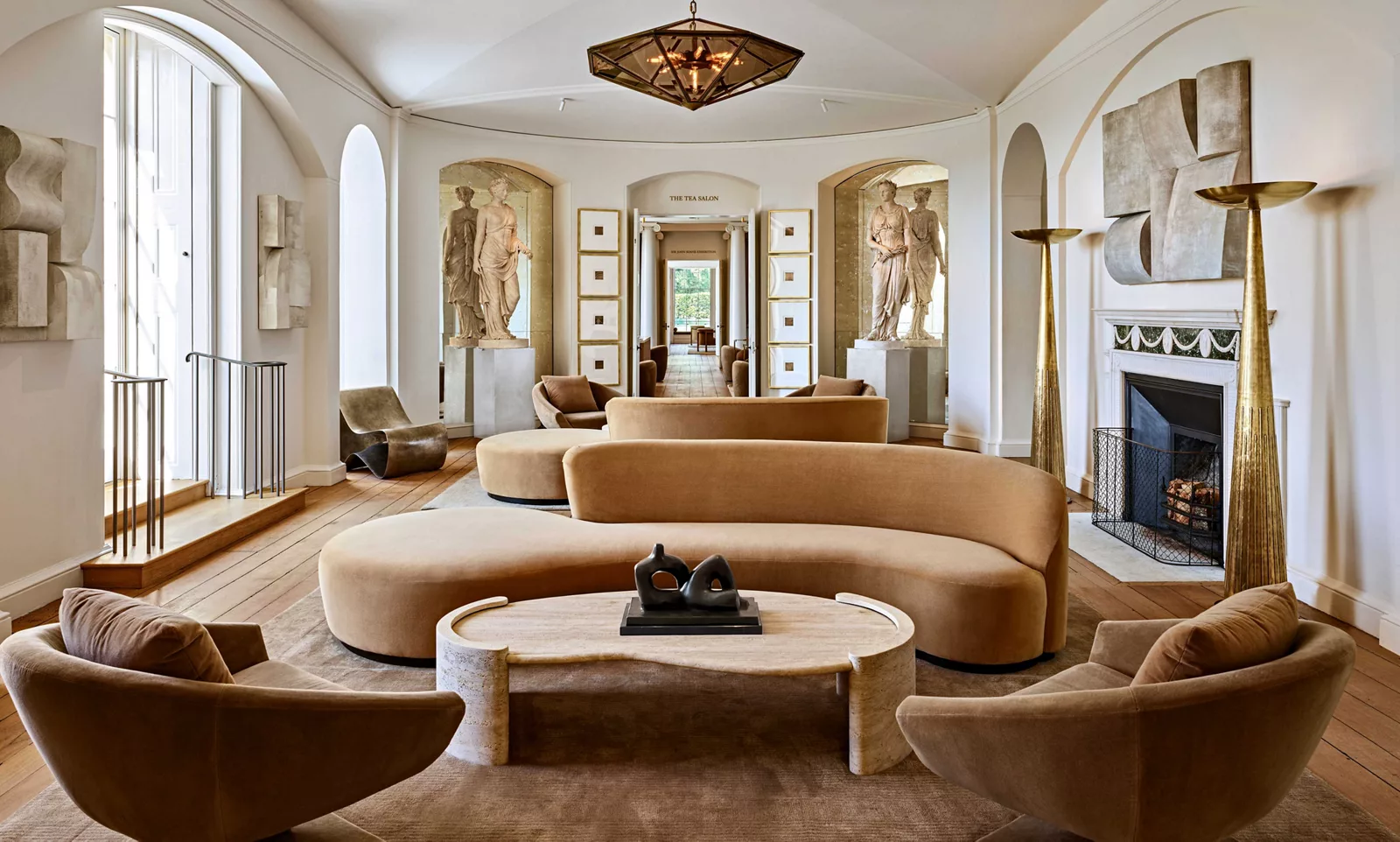 Images RH England | The Gallery at the Historic Aynho Park