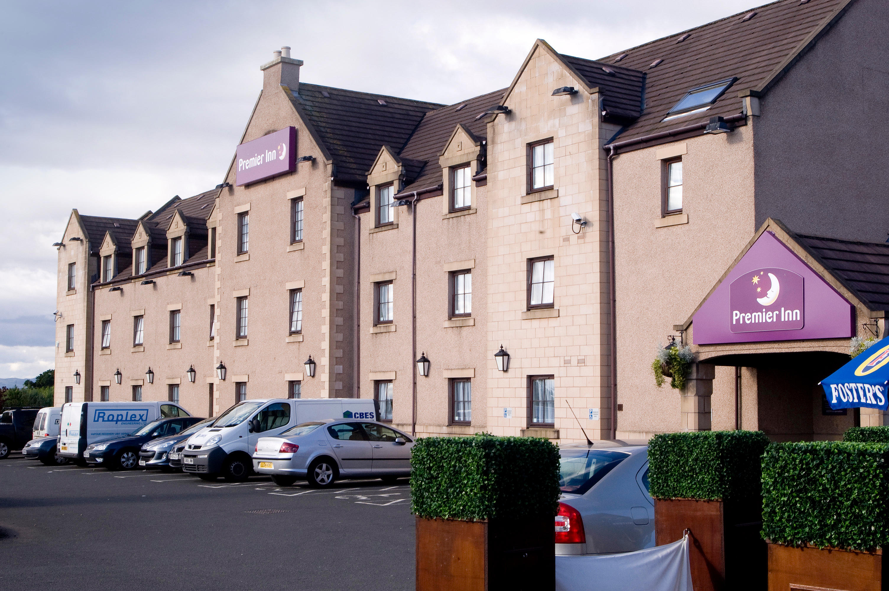 Images Premier Inn Falkirk (Larbert) hotel