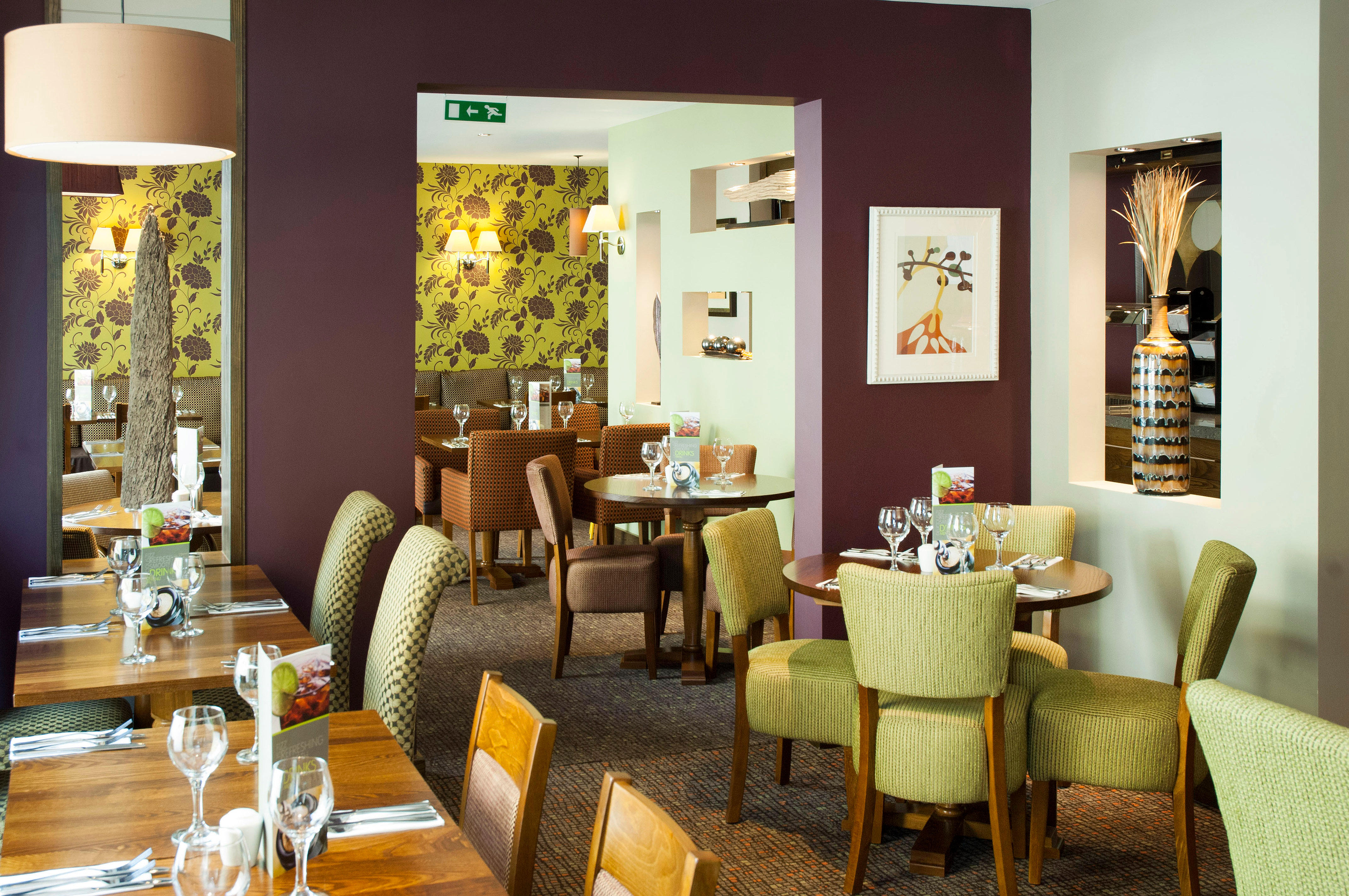 Thyme restaurant interior Premier Inn London Southwark (Tate Modern) hotel Southwark 03333 219253