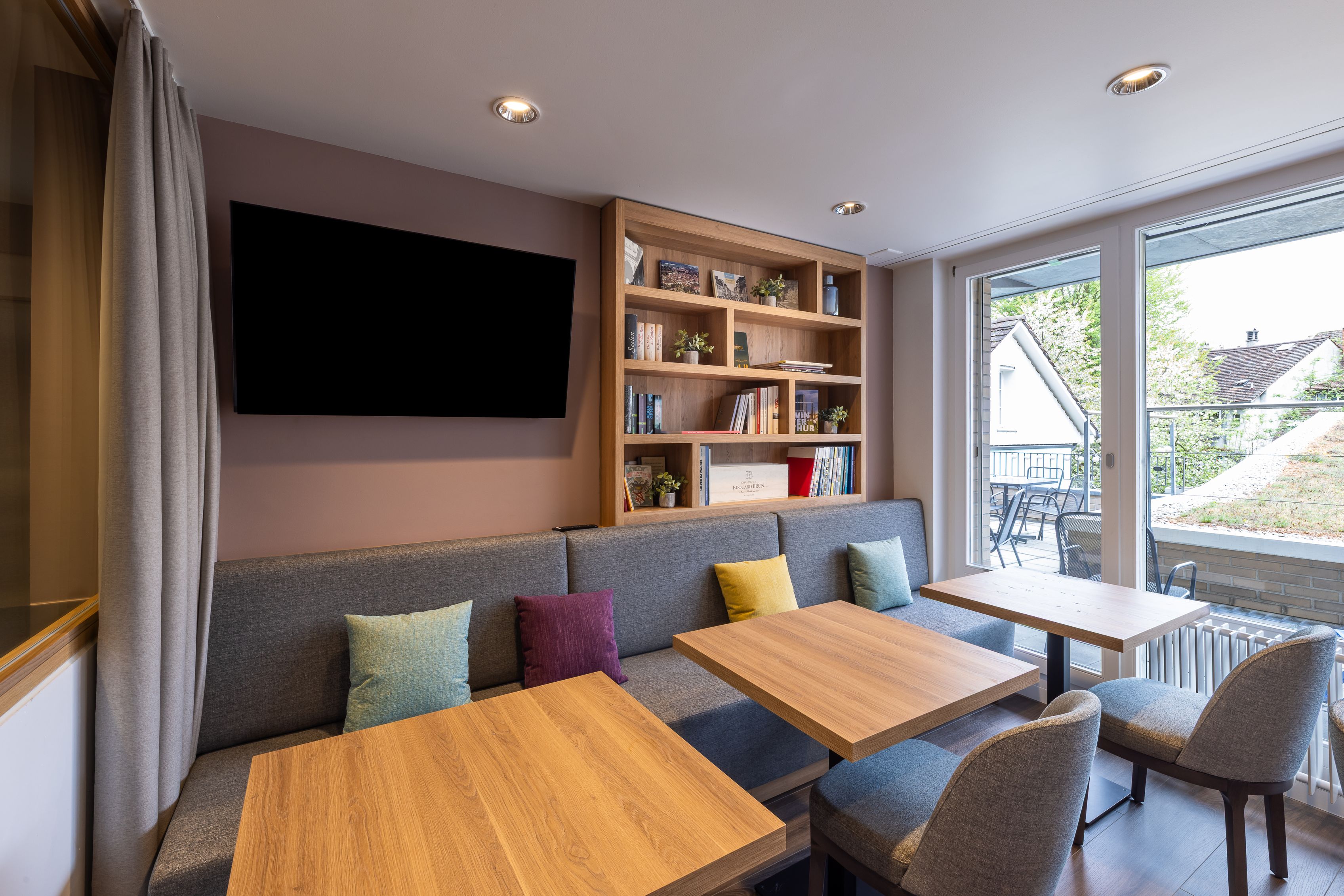 Bilder Hotel Kino Bar, Loge AG