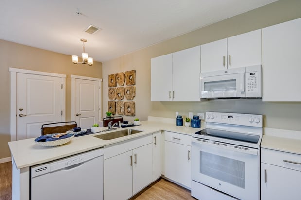 Images Brookfield Apartments