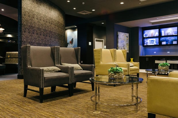 Images Holiday Inn & Suites East Peoria by IHG