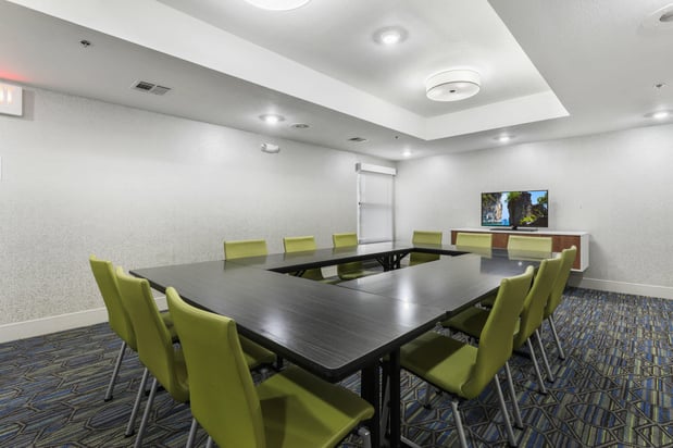 Images Holiday Inn Express Harlingen by IHG