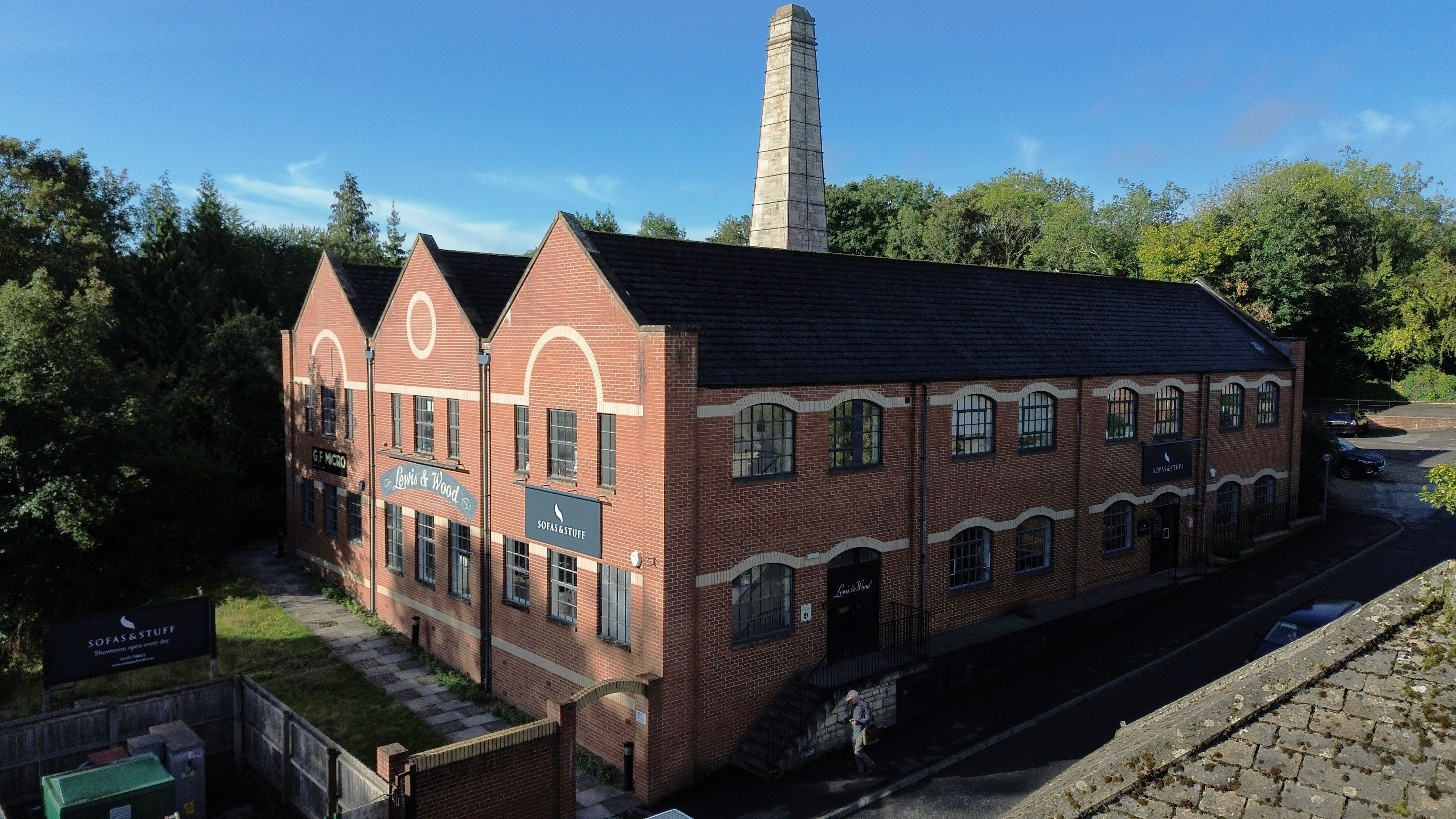 Images Sofas & Stuff - Stroud