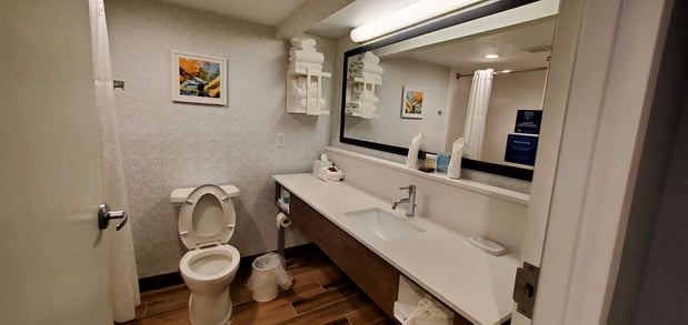 Images Hampton Inn Hillsville