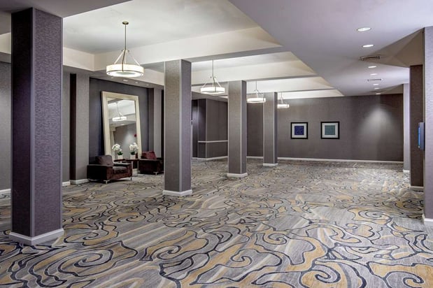 Images DoubleTree by Hilton Hotel Chicago - North Shore Conference Center